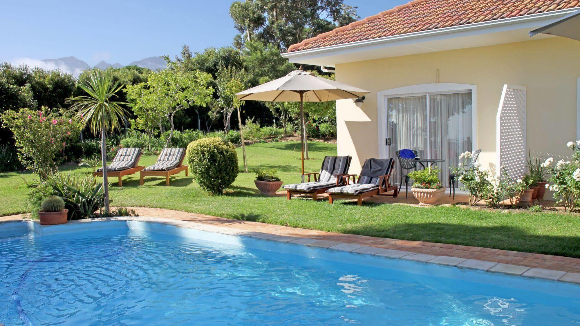Somerset Sights B&B Somerset West Eksteriør billede